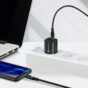 Puce E-Marker du câble USB-C everActive CBB-1PD5L pour la charge 5A