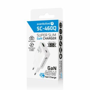 Chargeur everActive SC-460Q Super Slim branché sur prise murale